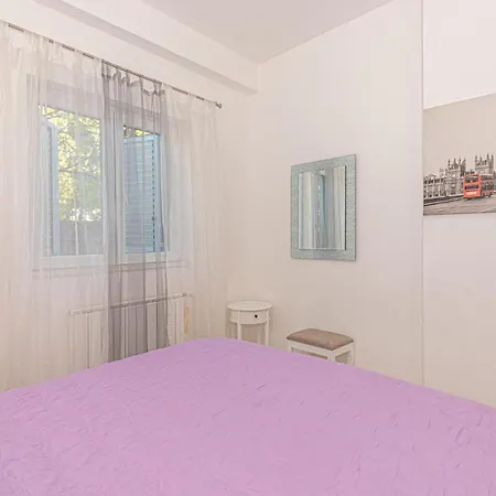 Apartment Augusta Senoe V