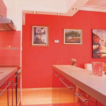 Augusta Senoe V Apartman